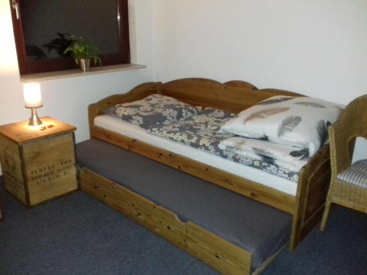 Ferienwohnung, Monteurwohnung Bis 6 Personen Rottorf Exterior foto