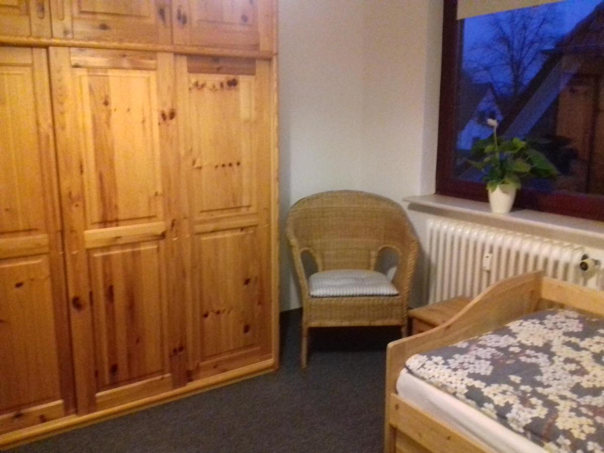 Ferienwohnung, Monteurwohnung Bis 6 Personen Rottorf Exterior foto
