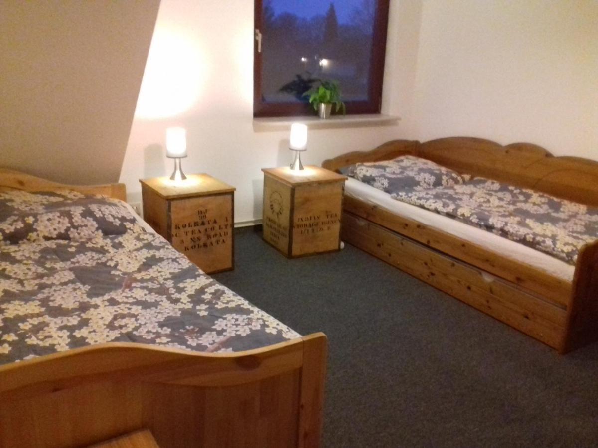 Ferienwohnung, Monteurwohnung Bis 6 Personen Rottorf Exterior foto